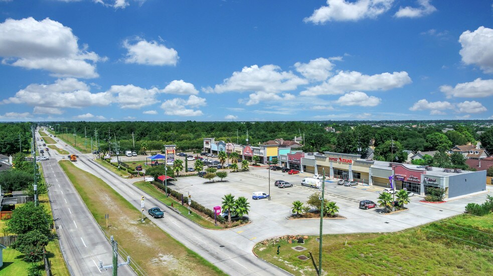 More Photos Of 2128 Spears Rd, Houston Freestanding For Lease