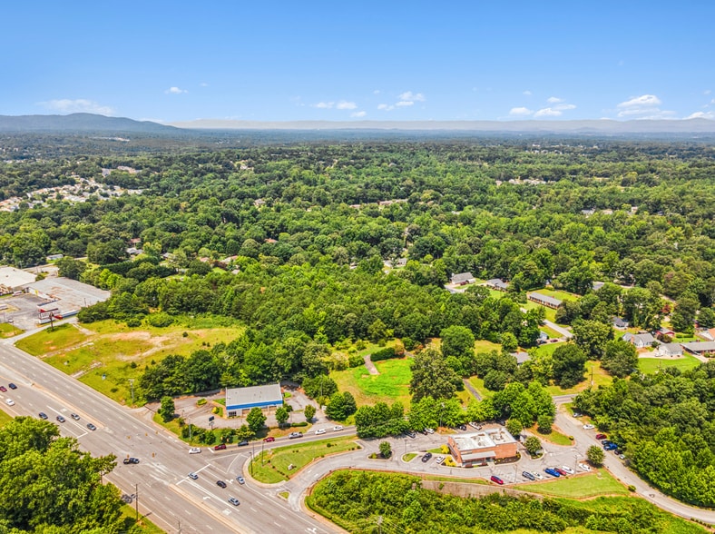 More Photos Of 5215 Wade Hampton Blvd, Taylors Land For Sale