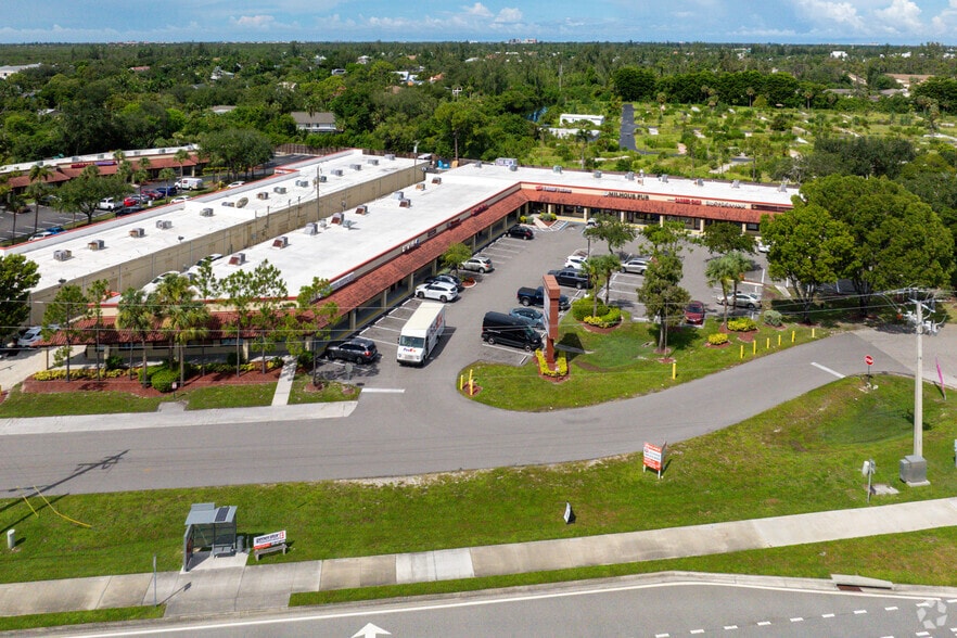 More Photos Of 15250 S US 41/ Tamiami Trl, Fort Myers Unknown For Lease