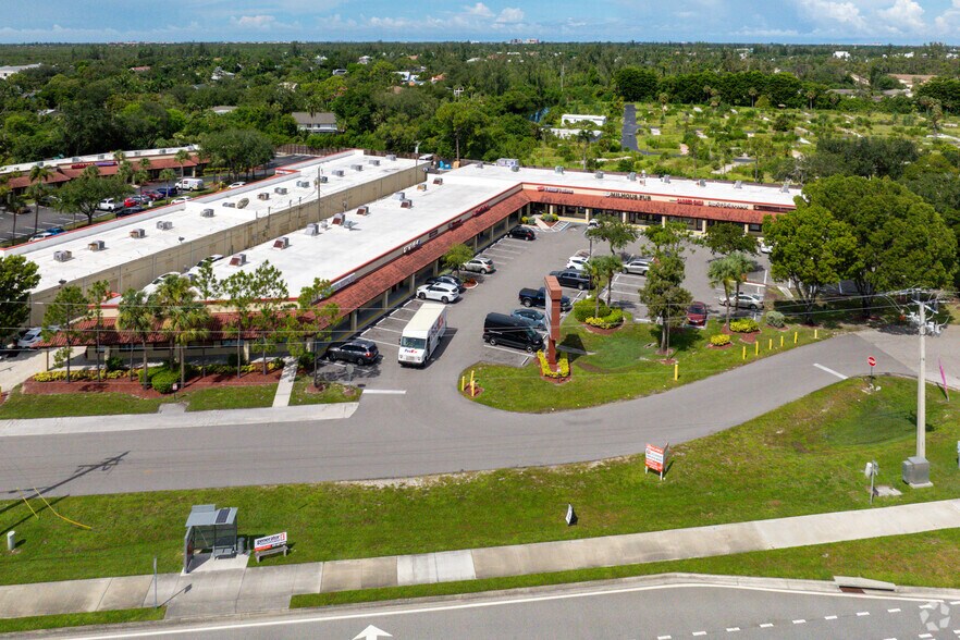 More Photos Of 15250 S US 41/ Tamiami Trl, Fort Myers Unknown For Lease