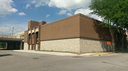 More Photos Of 400 Federal Ave, Saginaw General Retail For Sale