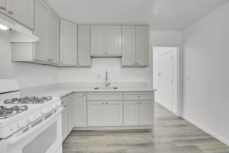 More Photos Of 8811 A St, Oakland Apartments For Sale