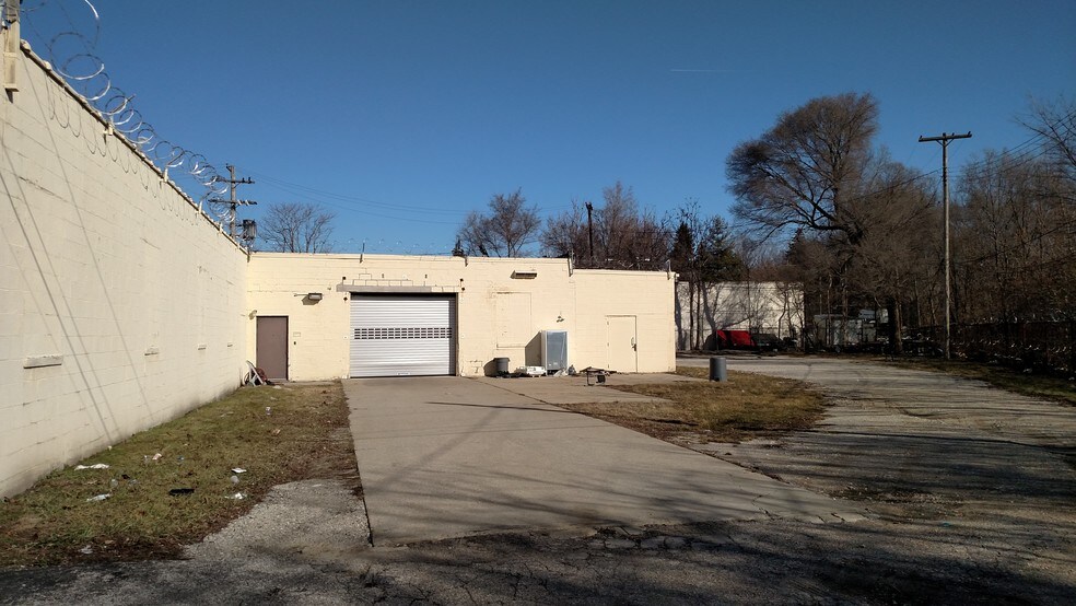 More Photos Of 17910 Van Dyke St, Detroit Manufacturing For Sale