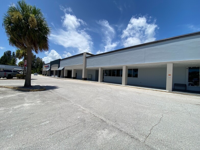 More Photos Of 7121-7177 S US Highway 1, Port Saint Lucie General Retail For Lease