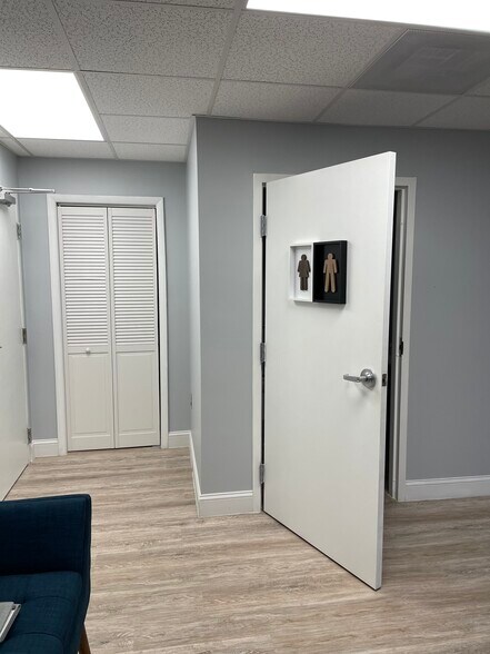 More Photos Of 9712 Belair Rd, Nottingham Medical For Lease