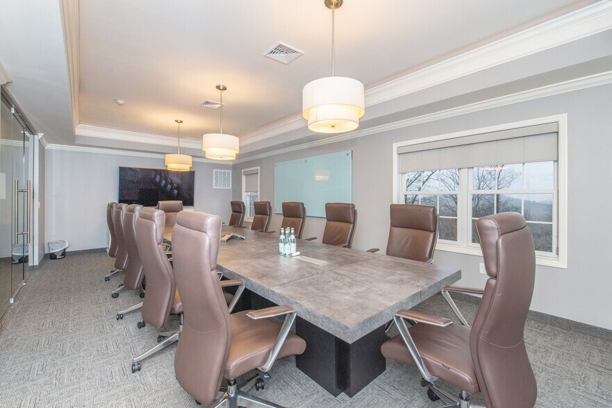 More Photos Of 14 Countryside Ln, Ringwood Medical For Sale