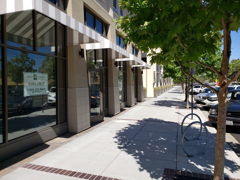 More Photos Of 1375-1411 Sycamore Ave, Hercules Unknown For Lease