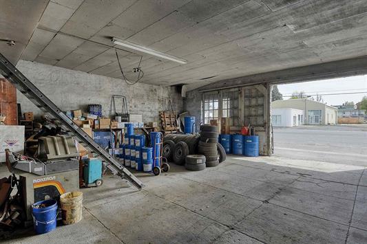 More Photos Of 110 E Broadway Ave, Reardan Service Station For Sale