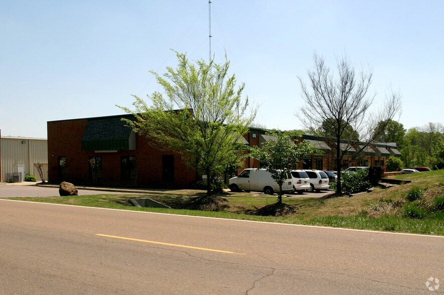 More Photos Of 475 E South St, Collierville Office For Lease