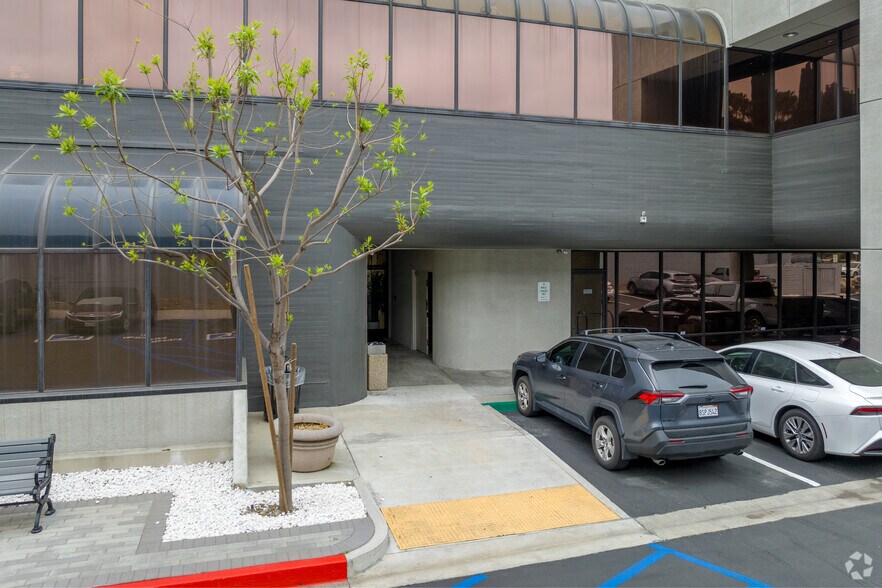 More Photos Of 750 N Diamond Bar Blvd, Diamond Bar Office For Sale