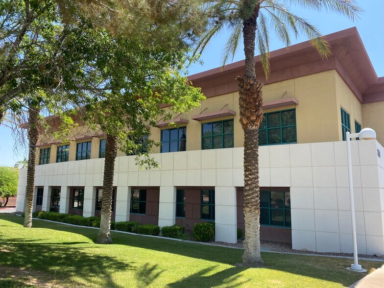 More Photos Of 2650 Lake Sahara Dr, Las Vegas Medical For Lease