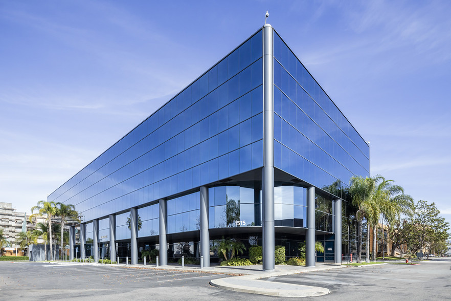 Primary Photo Of 1515 E Orangewood Ave, Anaheim Office For Lease