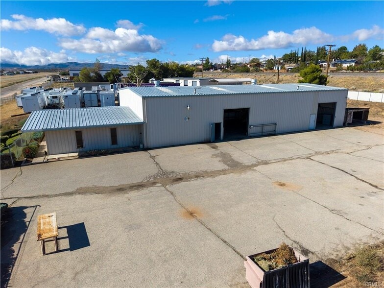 Primary Photo Of 7146 E Santa Fe Ave, Hesperia Warehouse For Lease