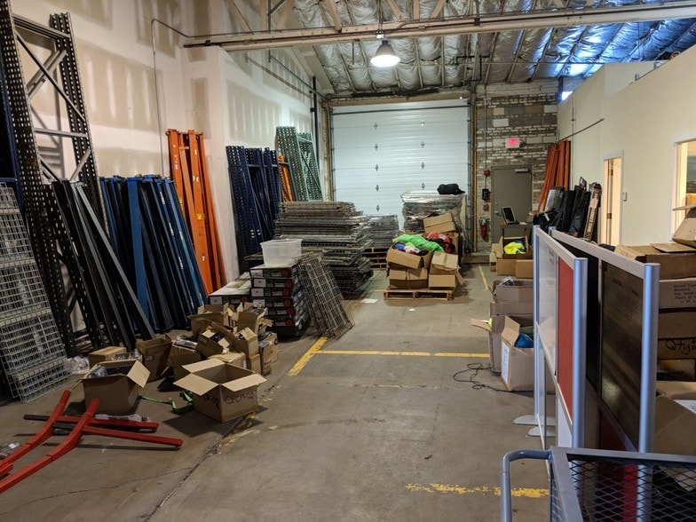 More Photos Of 8100-8142 Monticello Ave, Skokie Manufacturing For Lease