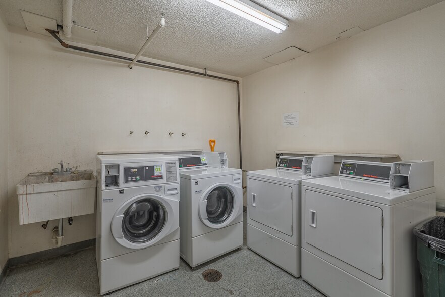 More Photos Of 1380 19th St, Boulder Apartments For Sale
