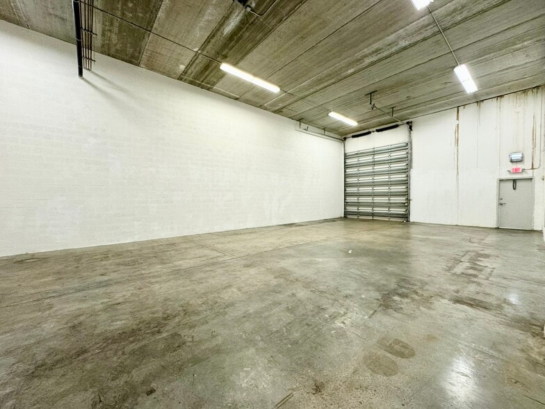 More Photos Of 4328-4330 NW 120th Ave, Coral Springs Warehouse For Sale