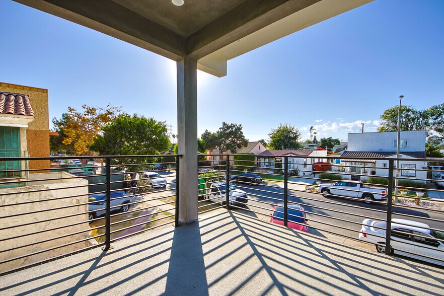 More Photos Of 2200 Thurman Ave, Los Angeles Multifamily For Sale