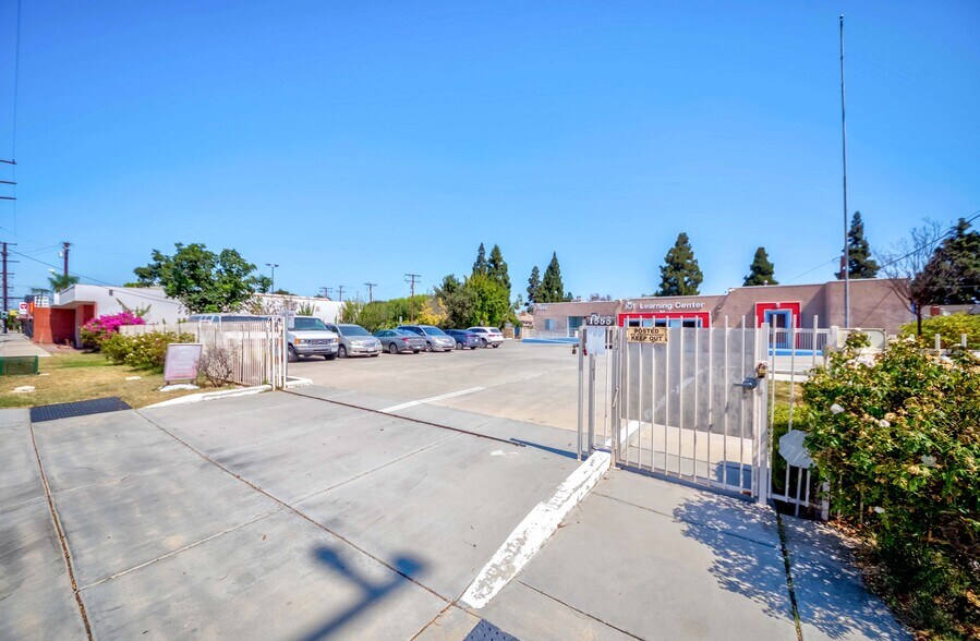 More Photos Of 1555 W Commonwealth Ave, Fullerton Office For Sale