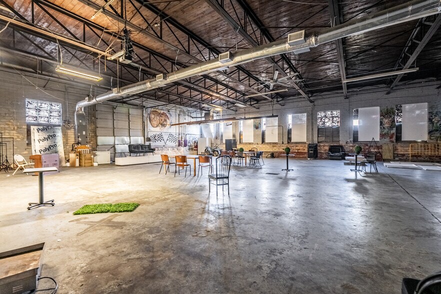 More Photos Of 601 W 4th St, North Little Rock Light Manufacturing For Lease