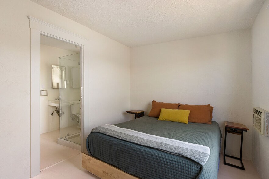 More Photos Of 3010 Minnesota St, Los Angeles Apartments For Sale