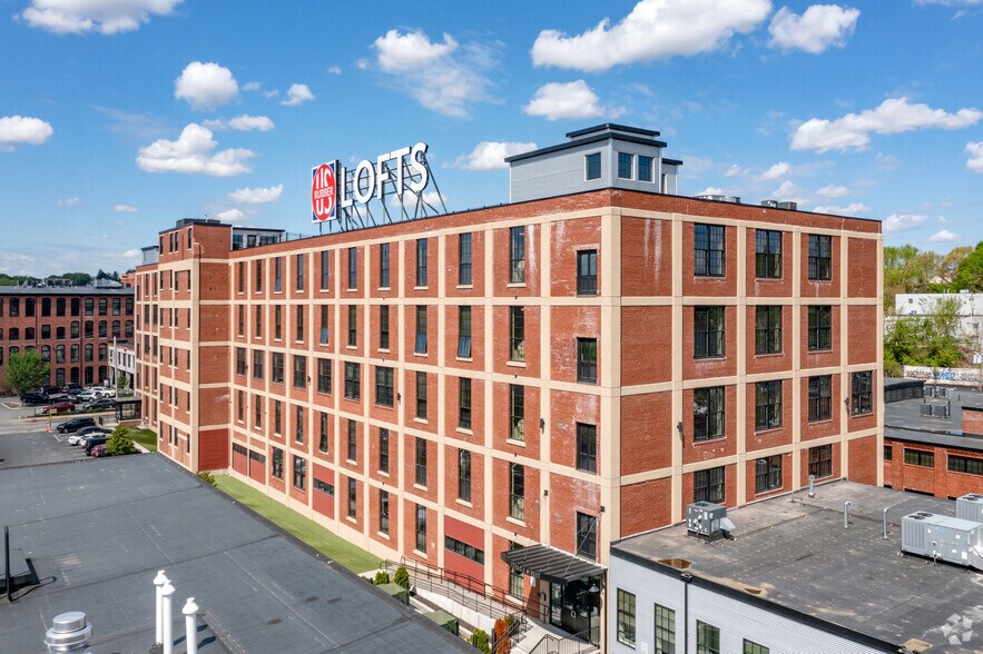 Primary Photo Of 12 Eagle St, Providence Apartments For Lease