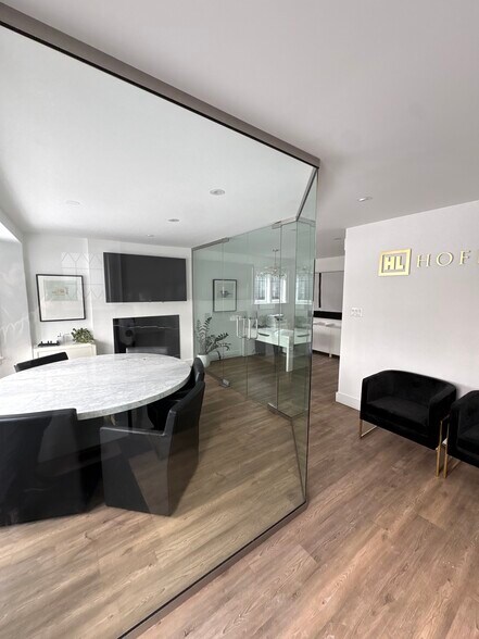 Primary Photo Of 193 Roe Ave, Toronto Office Residential For Lease