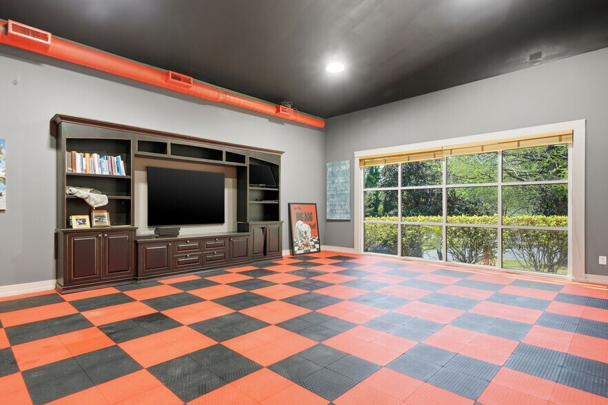More Photos Of 611 Elliott Rd, Dawsonville Specialty For Sale