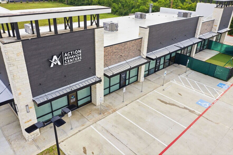 More Photos Of 3401 County Road 58, Manvel General Retail For Sale