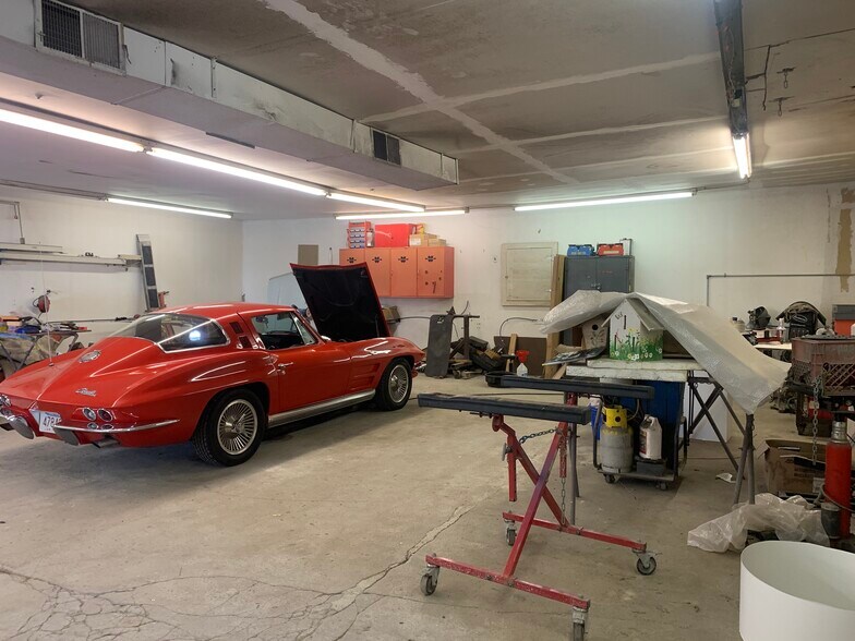 More Photos Of 41R Central St, East Bridgewater Auto Repair For Sale