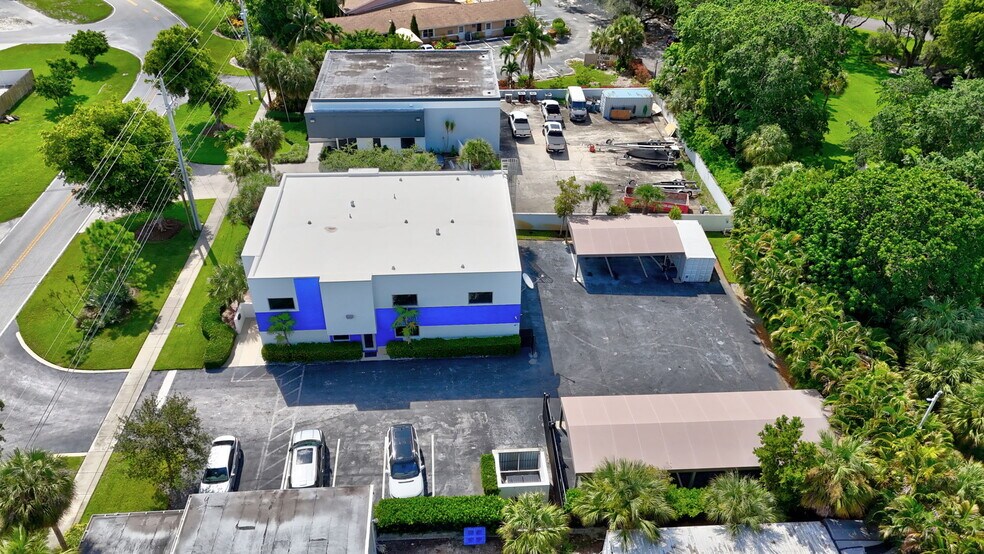 More Photos Of 442 NW 35th St, Boca Raton Office For Sale
