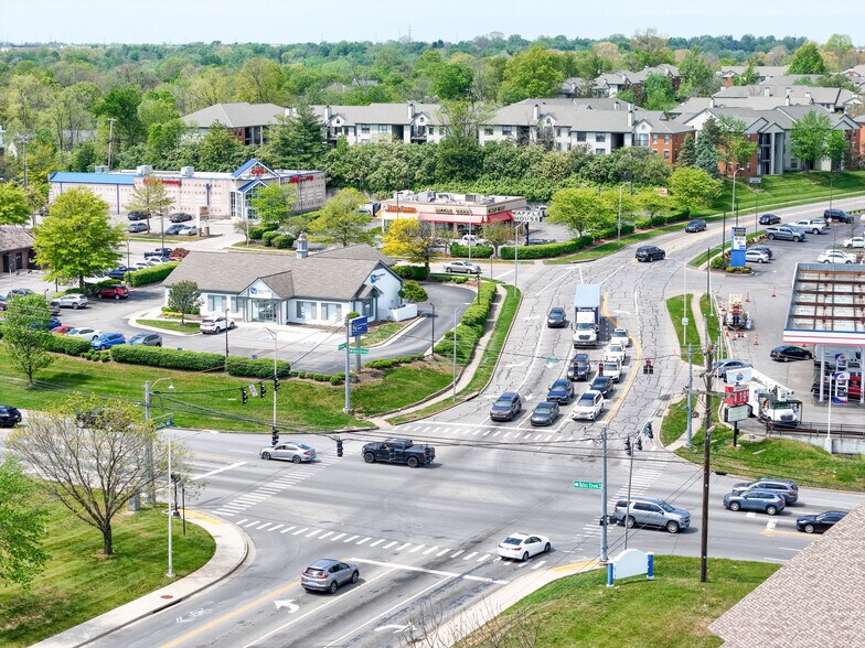 More Photos Of 3605 Walden Dr, Lexington Drugstore For Lease
