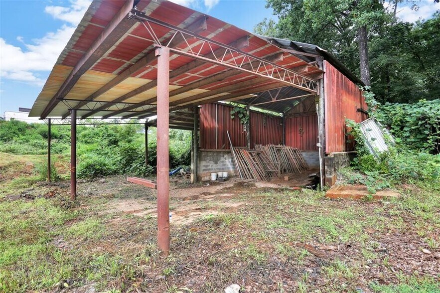 More Photos Of 298 By-Pass 123 Hwy, Seneca Warehouse For Sale