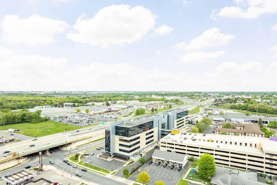 More Photos Of 2601 W Beltline Hwy, Madison Medical For Lease