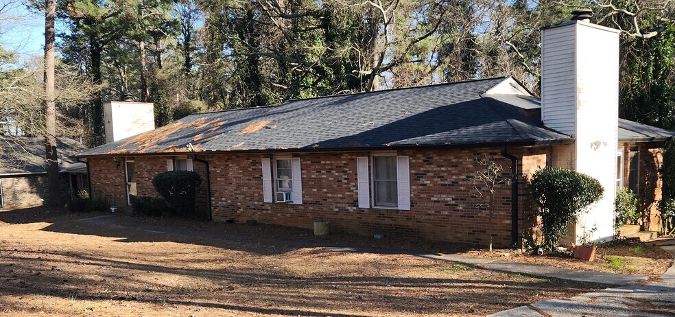 Primary Photo Of 4955 Mountain Springs Way, Stone Mountain Apartments For Sale