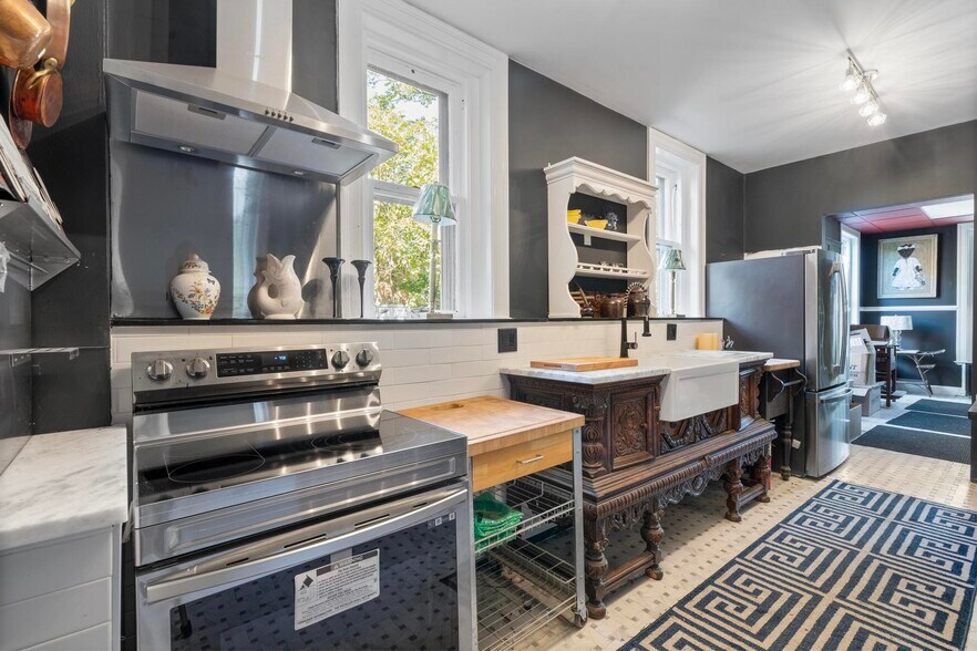 More Photos Of 4 Wethersfield Ave, Hartford Loft Creative Space For Sale