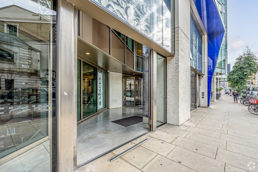 More Photos Of 25 Wilton Rd, London Coworking Space