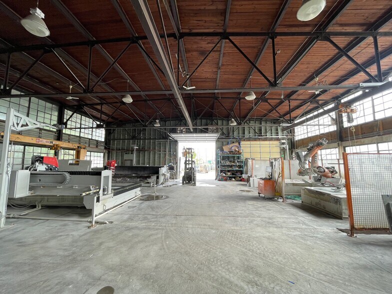 More Photos Of 1150 Maxwell Ave, Evansville Unknown For Lease