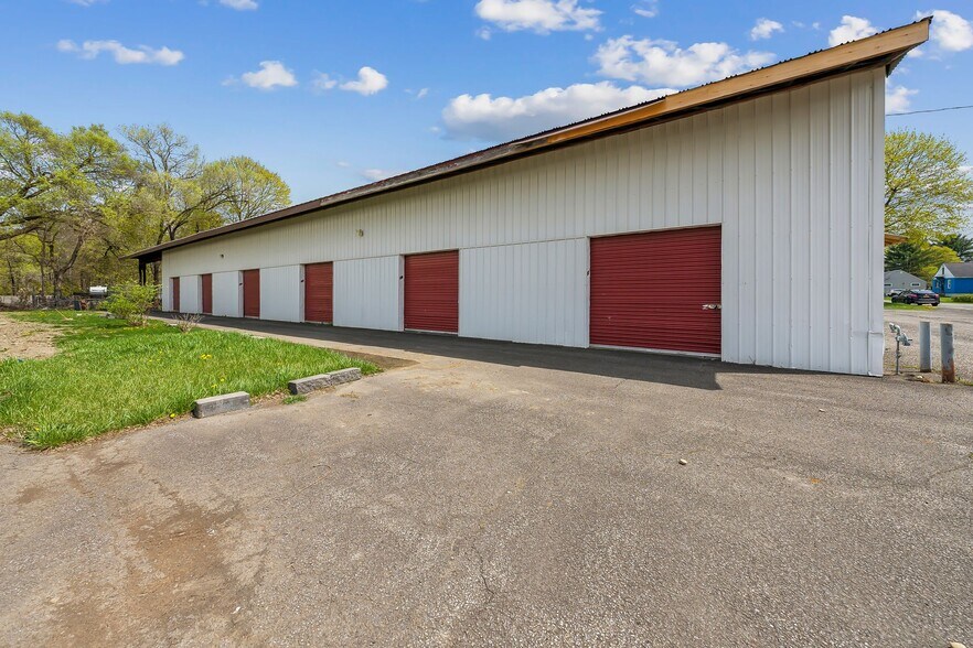 More Photos Of 14 North St, Oneonta Self Storage For Sale