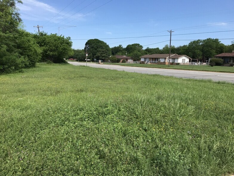 More Photos Of 4000 Campus Dr, Fort Worth Land For Sale