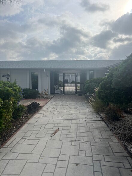 More Photos Of 1601 Rickenbacker Dr, Sun City Center Medical For Lease