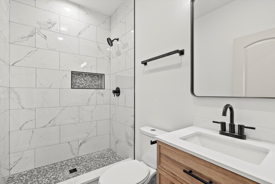 More Photos Of 6538 Rhodes ave, Chicago Apartments For Sale
