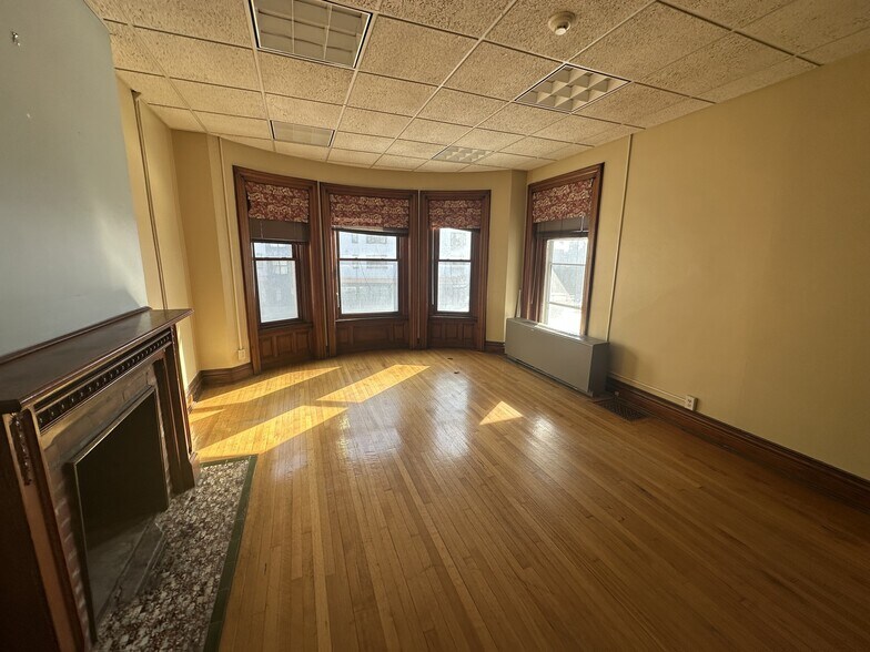 More Photos Of 1160 Main St, Buffalo Office For Sale