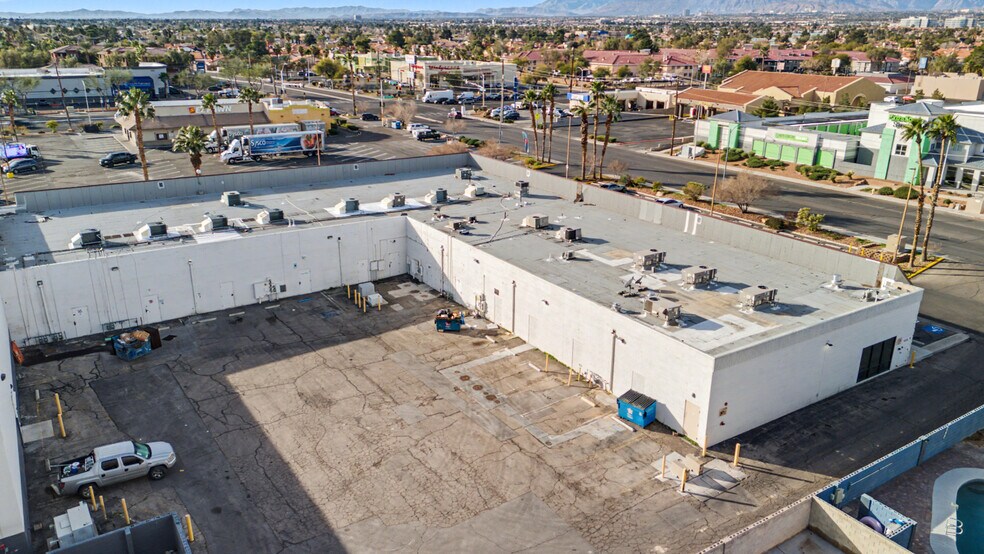 More Photos Of 6010 W Cheyenne Ave, Las Vegas General Retail For Lease