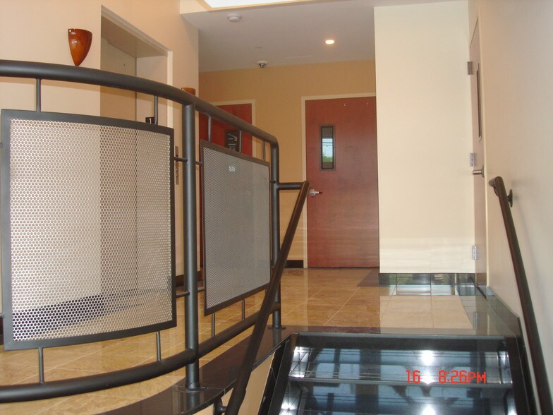 More Photos Of 2066 Richmond Ave, Staten Island Office For Sale
