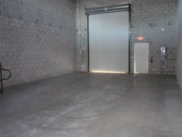 More Photos Of 801-893 Kings Hwy, Fort Pierce Light Manufacturing For Lease