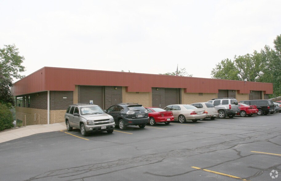 More Photos Of 21140 W Capitol Dr, Brookfield Office For Lease