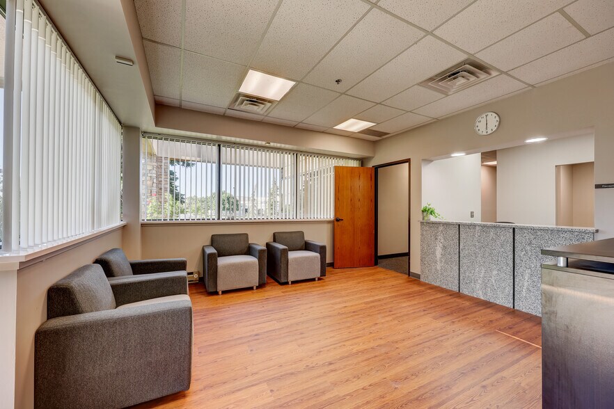 More Photos Of 4750 Venture Dr, Ann Arbor Coworking Space