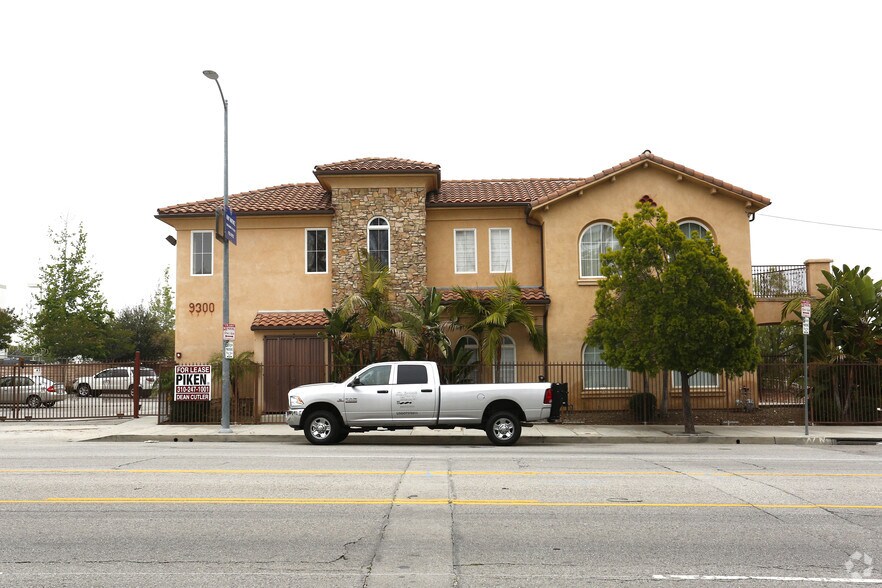 Primary Photo Of 9300 Laurel Canyon Blvd, Pacoima Office For Sale