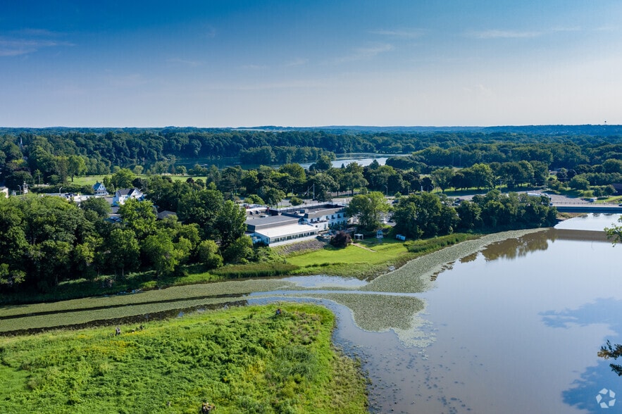 More Photos Of 1 Glen Ave, Scotia Hotel For Sale