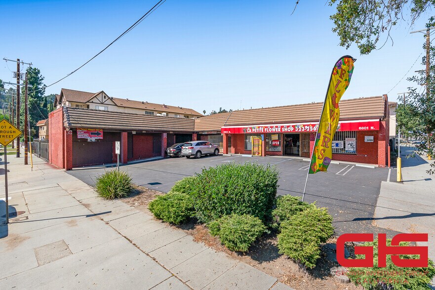 More Photos Of 6801 N Figueroa St, Los Angeles Convenience Store For Sale